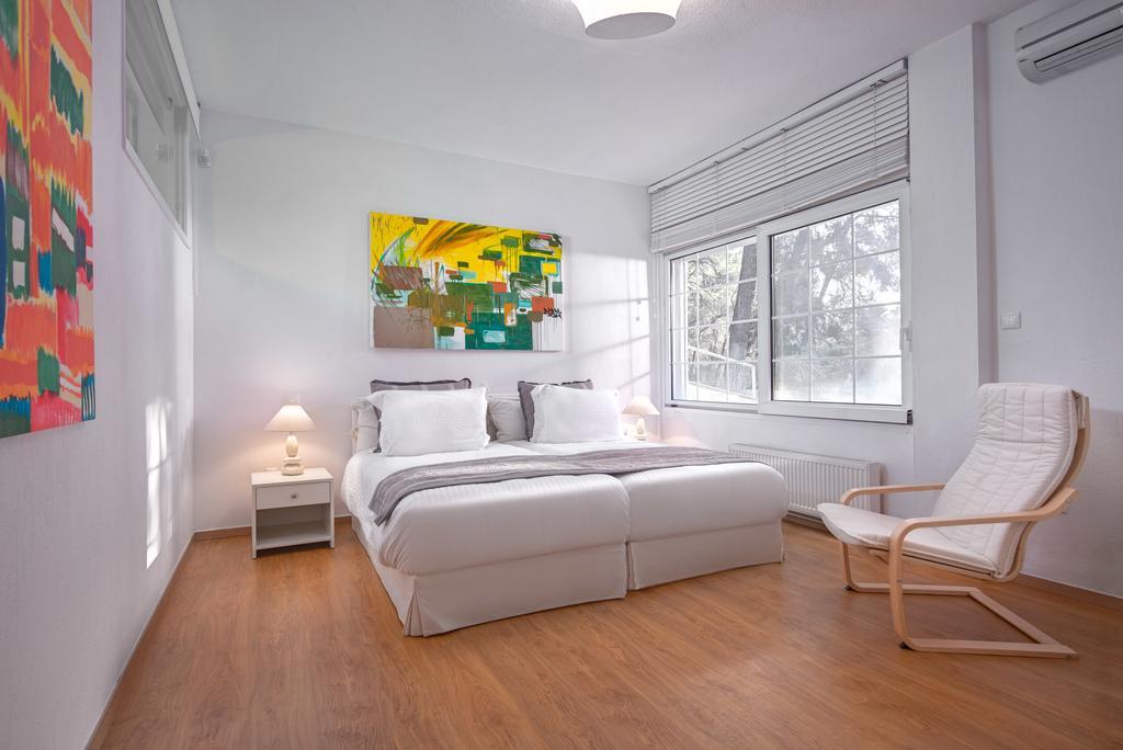 The White Villa At Sani Sani  Exteriér fotografie