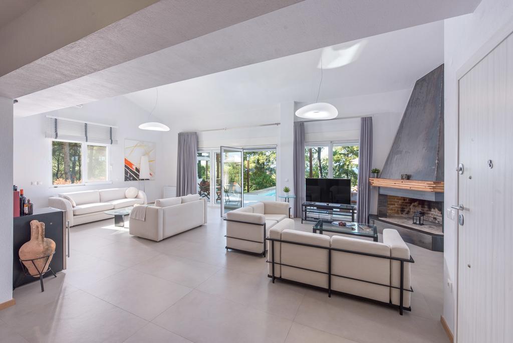 The White Villa At Sani Sani  Exteriér fotografie